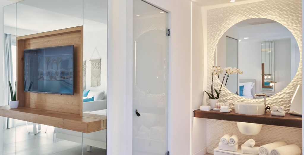 Nikki Beach Santorini 5*