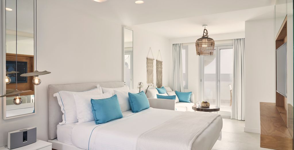 Nikki Beach Santorini 5*