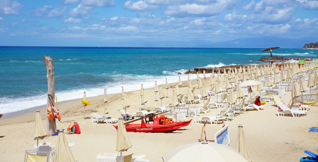 Futura Style Baia Tropea Resort 4*