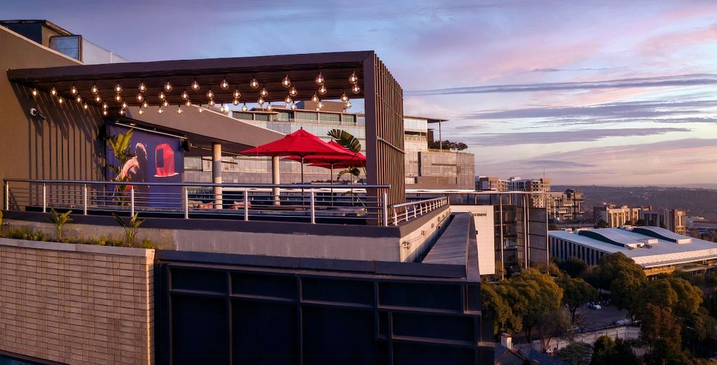 Combinato: Radisson RED Johannesburg Rosebank 4* e Radisson Safari Hotel Hoedspruit 4*