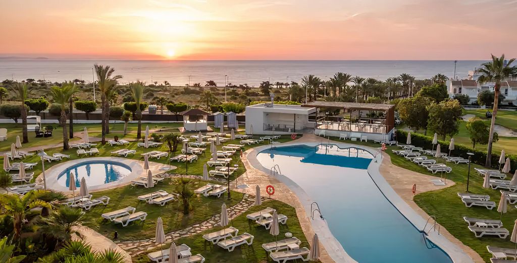 ALEGRIA Palacio Mojacar 4*