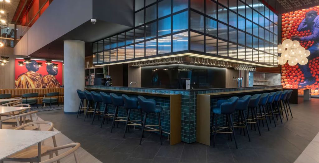 Combinato: Radisson RED Johannesburg Rosebank 4* e Radisson Safari Hotel Hoedspruit 4*
