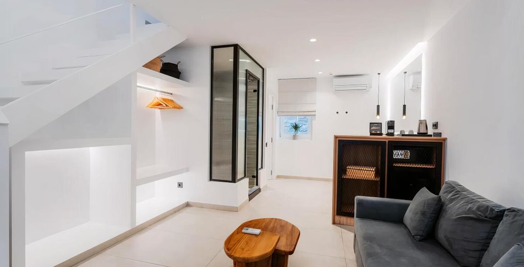 Oliving Mykonos Luxury Suites 4*