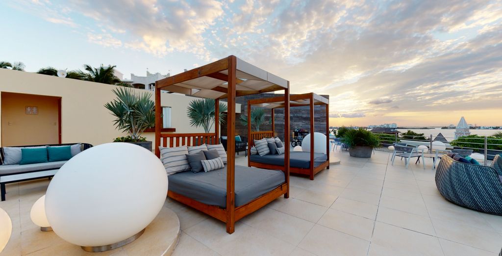 Grand Park Royal Luxury Resort 5*