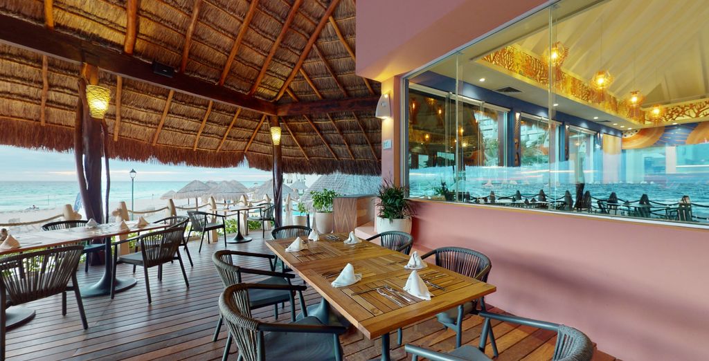 Grand Park Royal Luxury Resort 5*