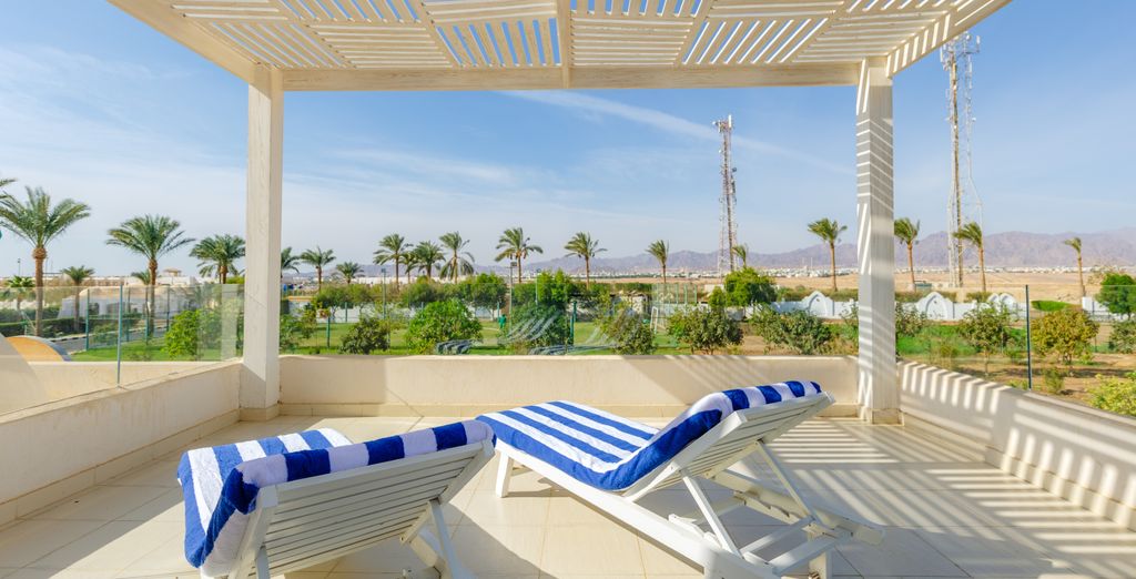 Club Reef Resort 4*