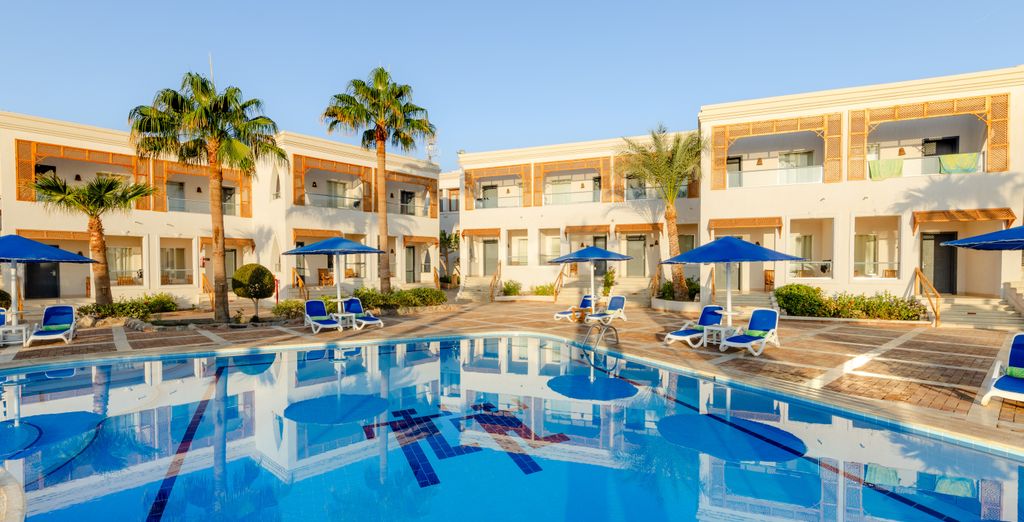 Club Reef Resort 4*