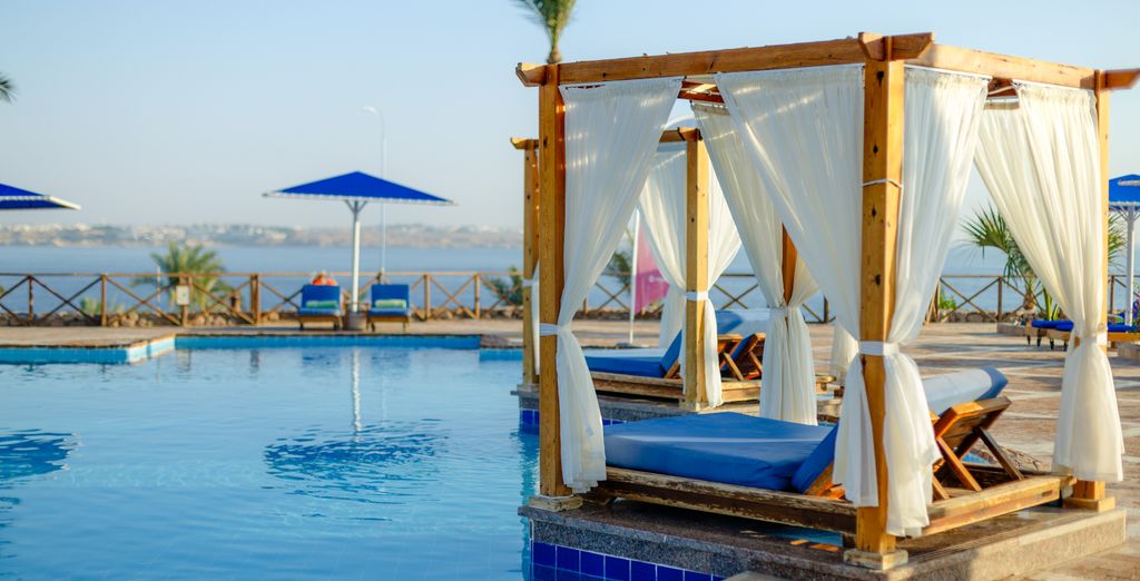 Club Reef Resort 4*