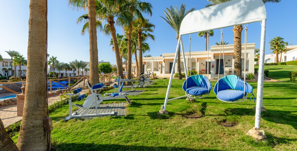 Club Reef Resort 4*