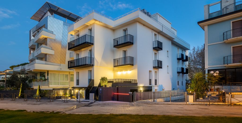 Homie Rimini 4*