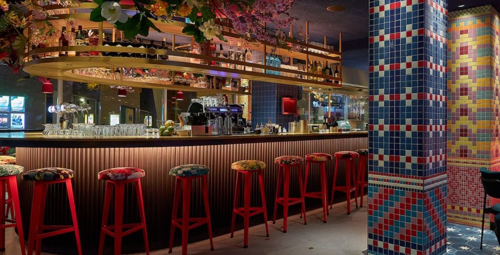 NH Collection Amsterdam Flower Market 4*