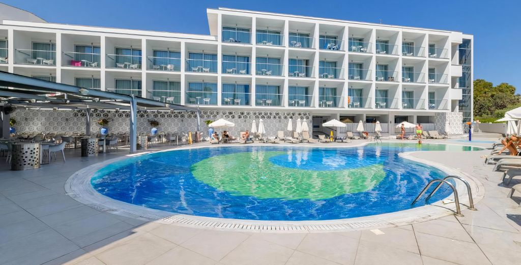 River Rock Hotel