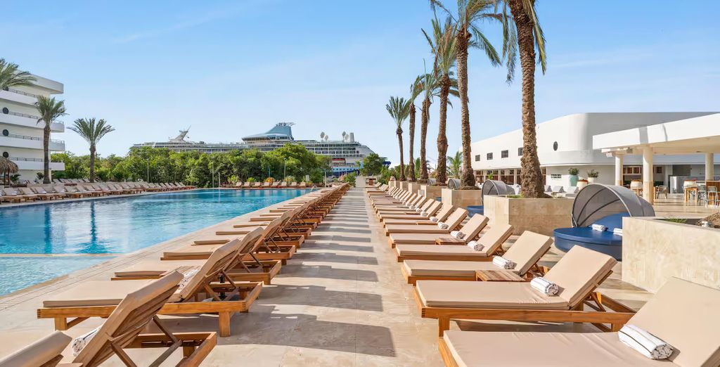 The Rif Corendon Curaçao by Hilton