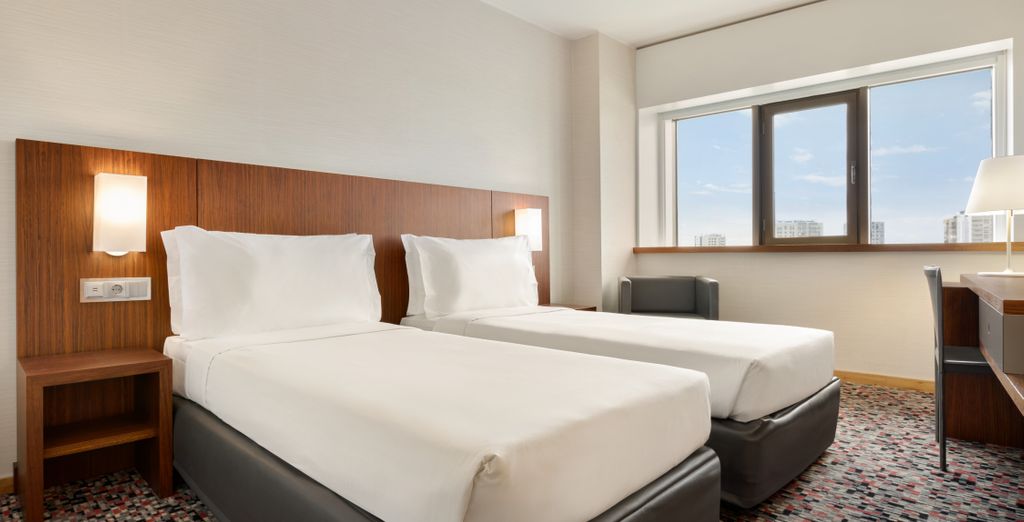 Ramada by Wyndham Lisbon 4*