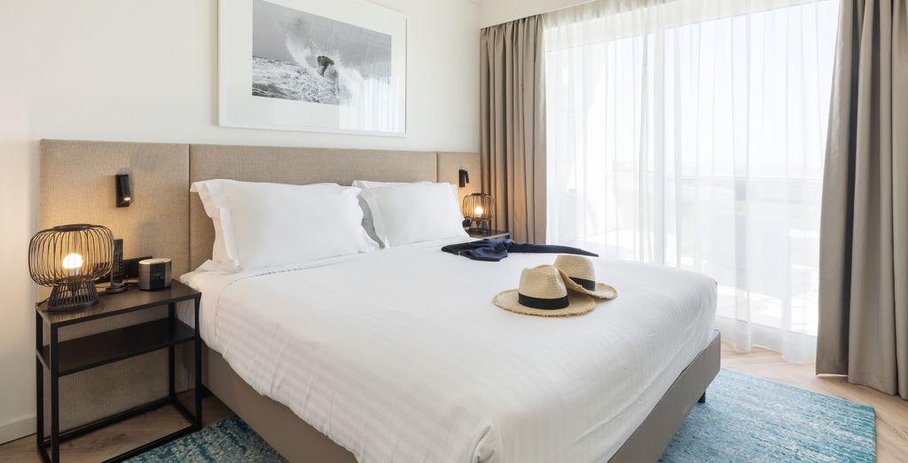 Crowne Plaza Caparica Lisbon 4*