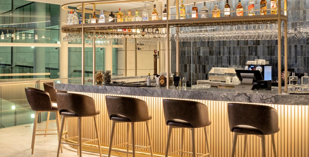 Crowne Plaza Caparica Lisbon 4*