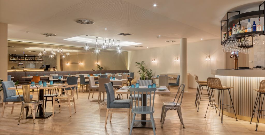 Crowne Plaza Caparica Lisbon 4*