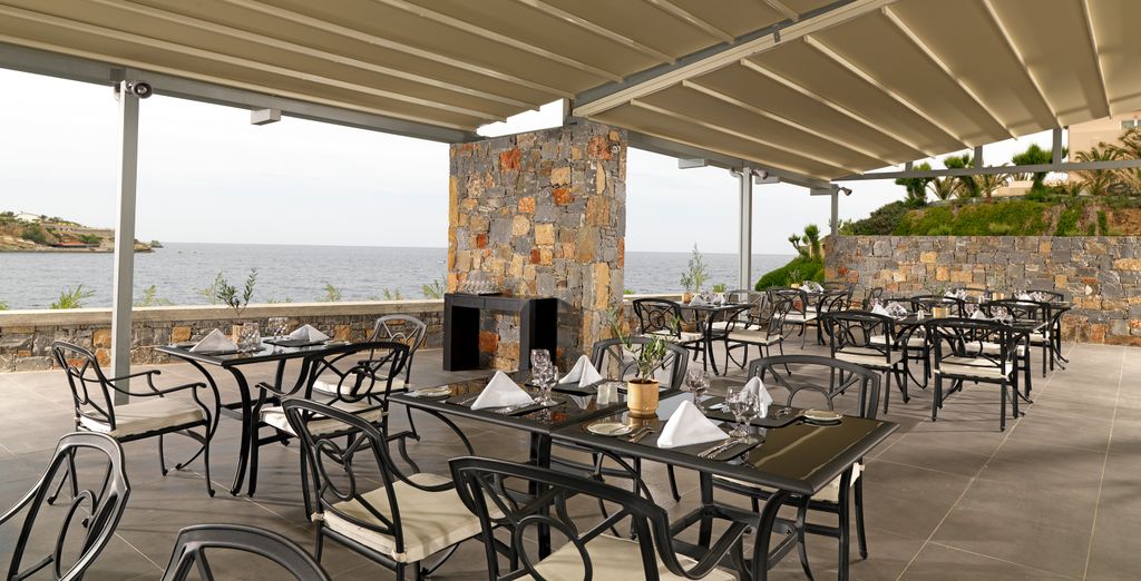 Out of the Blue Resort 5*