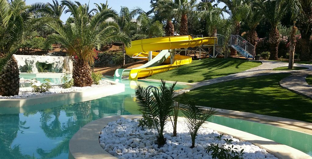 Out of the Blue Resort 5*