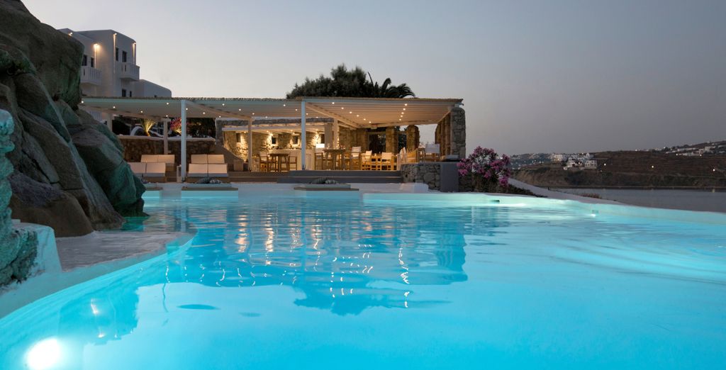 Dreambox Mykonos Suites 4*