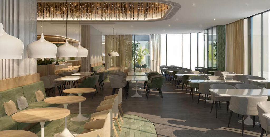 Holiday Inn Dubai Business Bay, an IHG Hotel 4*