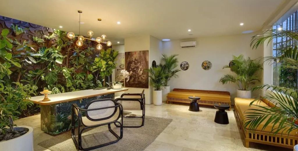 Ubud Nyuh Bali Resort & Spa 5* e Monolocale Resort Seminyak by Ini Vie Hospitality 5*