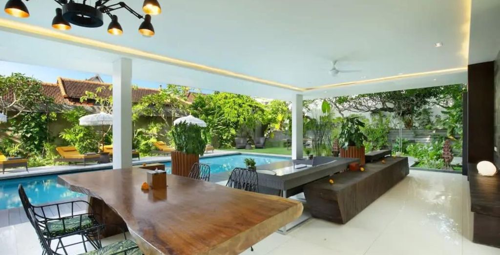 Mayura Ubud Retreat 4*, The Acala Shri Sedana 4*, Monolocale Luxury Resort e Spa Seminyak 5*