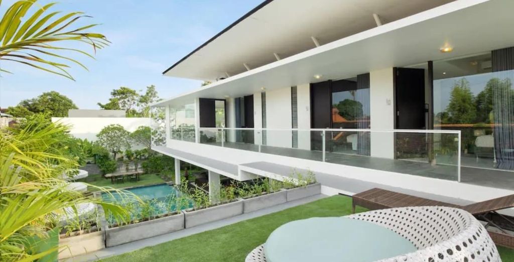Ubud Nyuh Bali Resort & Spa 5* e Monolocale Resort Seminyak by Ini Vie Hospitality 5*