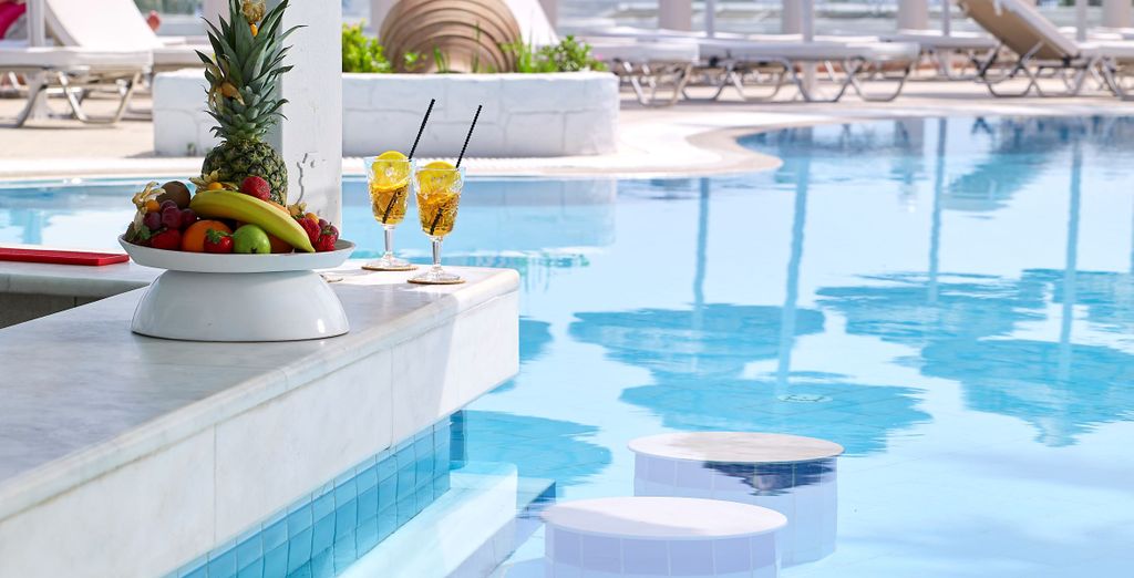 Dimitra Beach Hotel 5*