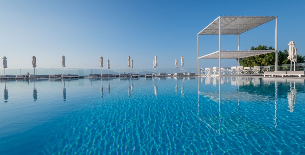 Dimitra Beach Hotel 5*