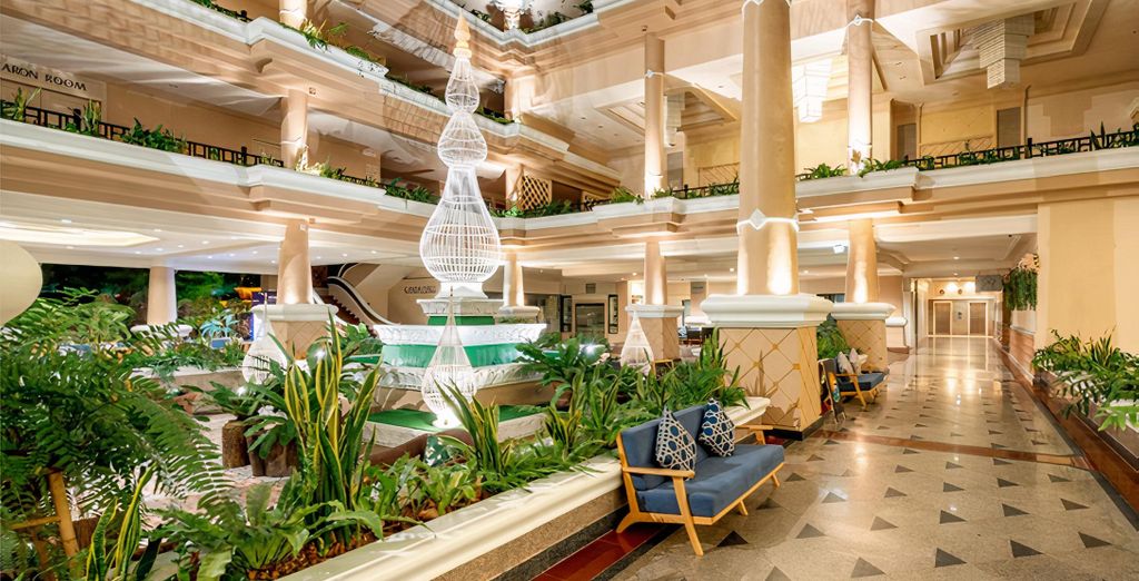 Graceland Khao Lak Resort & Spa 5* con possibile pre-estensione al Beyond Resort Kata 4*