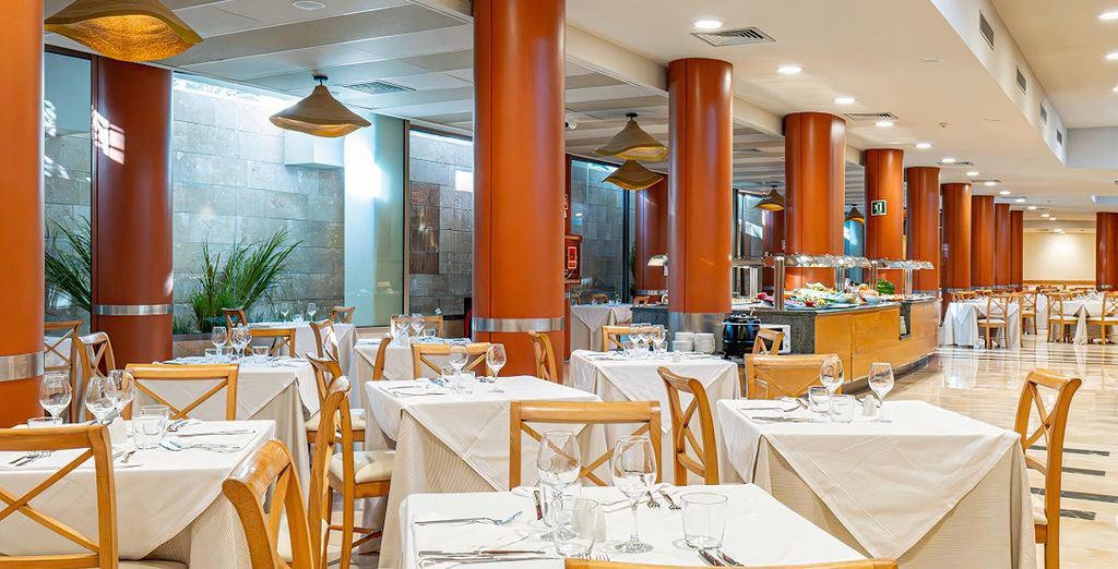 Hotel Rosella by Intelier 4*