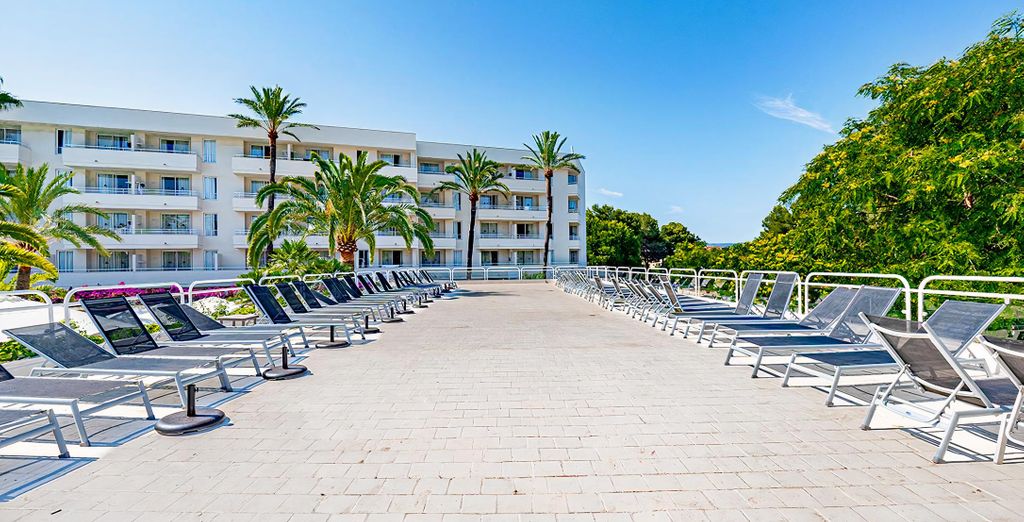 Hotel Rosella by Intelier 4*