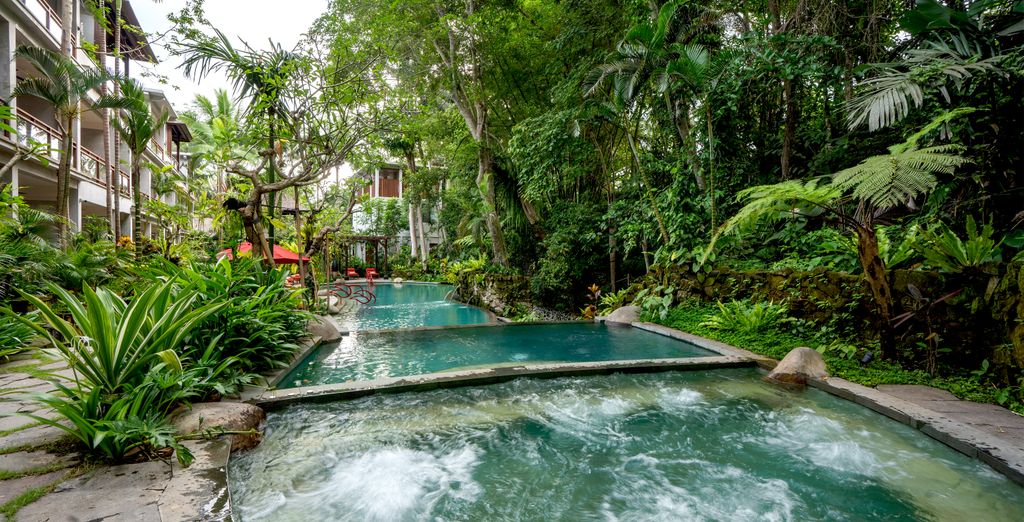 AnandaDara Resort & Spa 4*, Sudamala Resort Senggigi 5* e Sini Vie Resort 5*