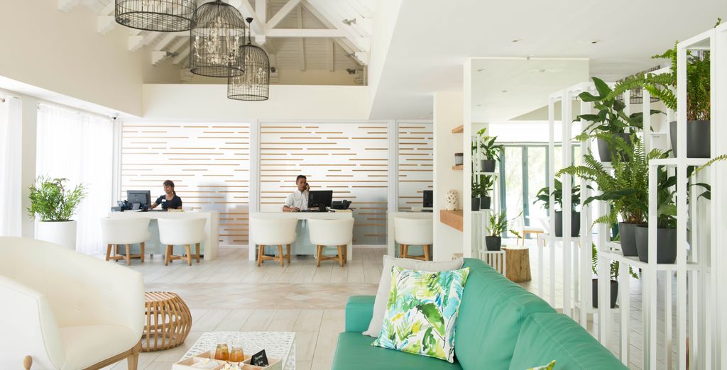 Radisson Blu Azuri Resort & Spa 4*