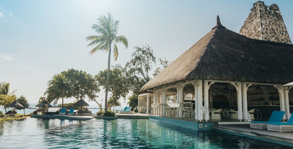 Radisson Blu Azuri Resort & Spa 4*