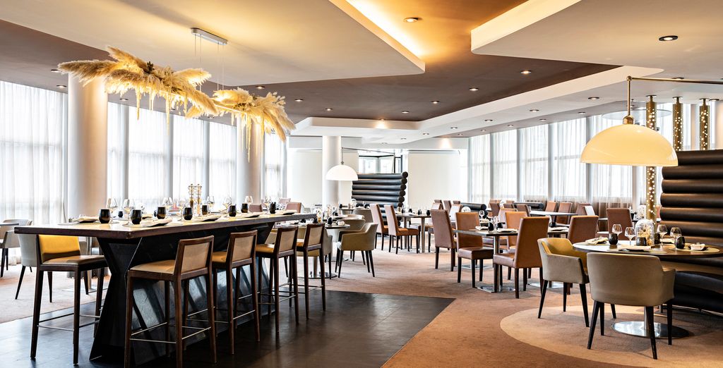 Hotel Pullman Paris La Défense 5*