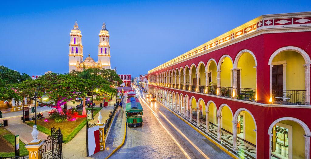 Tour en grupo: Maravillas de México con extensión a Barceló Maya Beach 4*