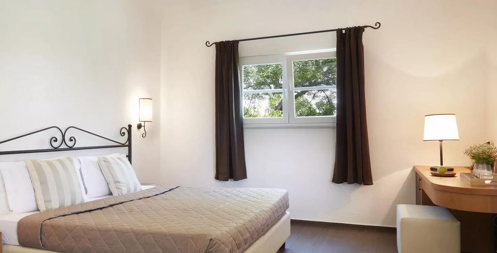 Hydra Beach Resort 5*
