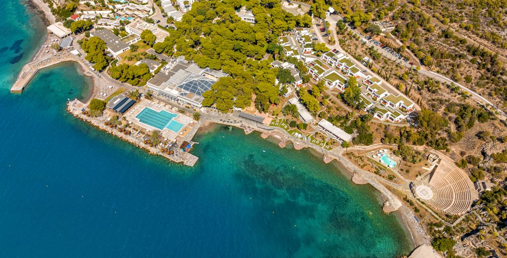 Ramada Loutraki Poséidon Resort 4*
