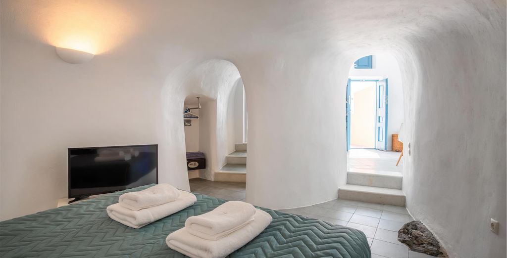 Horizon Aeifos Suites 4*