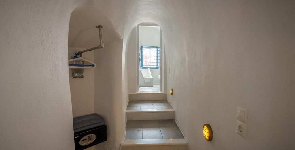 Horizon Aeifos Suites 4*
