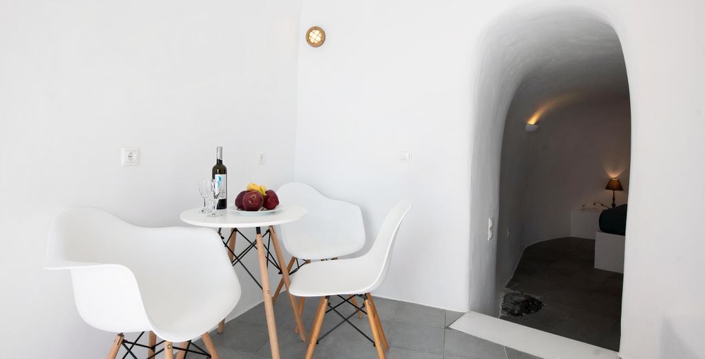 Horizon Aeifos Suites 4*