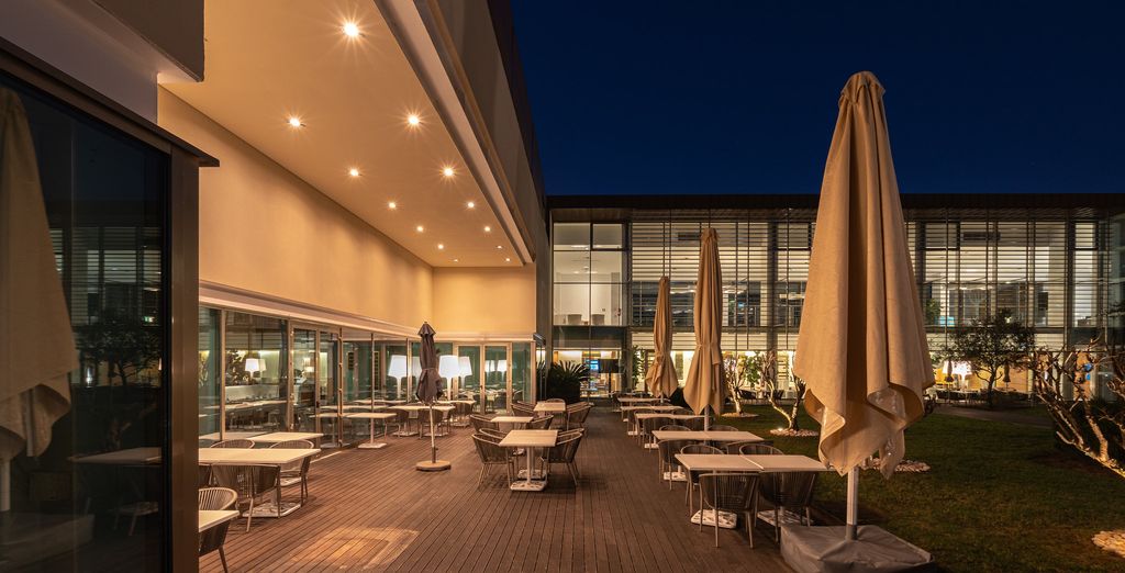 Onirya Marinha Boutique Hotel 5*
