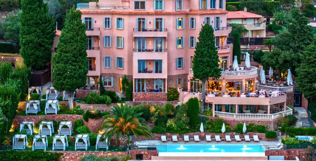 Hôtel Tiara Yaktsa 5*