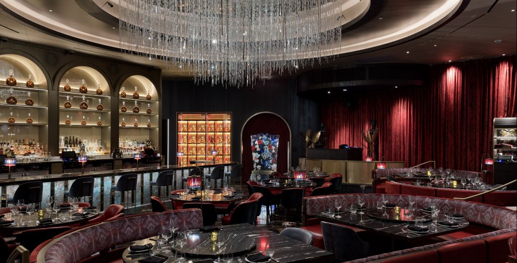 Combinato: Short Stories Hotel e Fontainebleau Las Vegas 4*