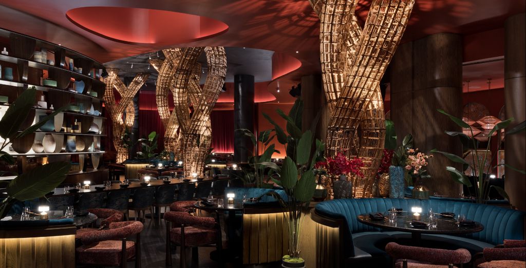 Combinato: Short Stories Hotel e Fontainebleau Las Vegas 4*