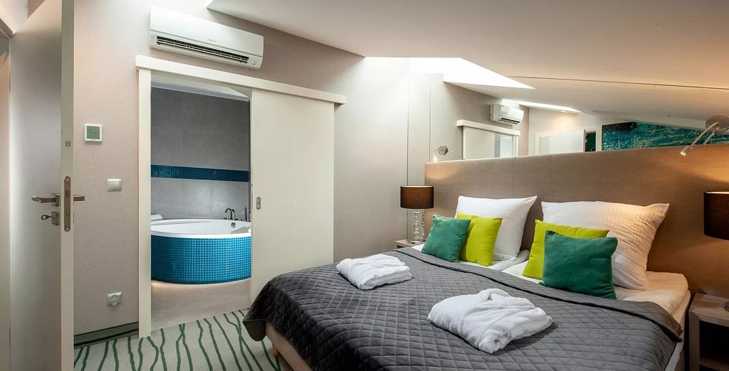 Plaza Boutique Hotel 4*