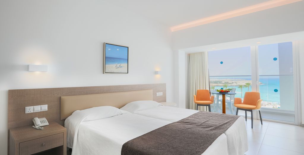 Vassos Nissi Plage Hotel 4*