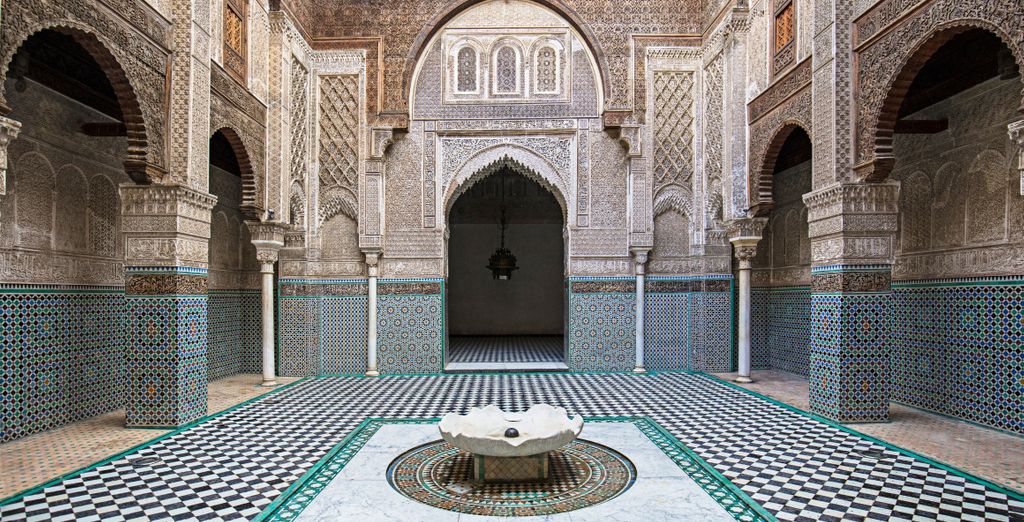 Tour di gruppo: Alla scoperta delle città imperiali